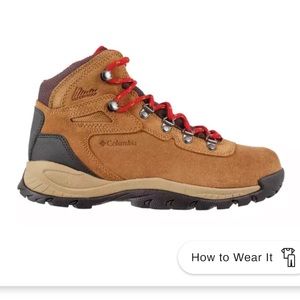 Columbia Women's Newton Ridge Plus Amped Waterproof Hiking Boots